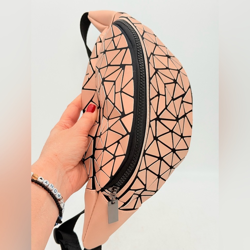 Emilio Pepe geometric pattern waist bag fanny pack in a light pink colour